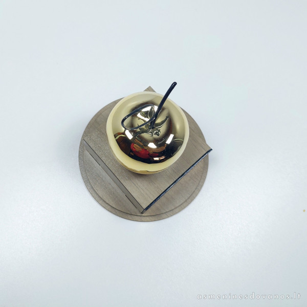 Graviruotas apdovanojimas - padėka, tėveliams ar mokytojui. Obuoliukas