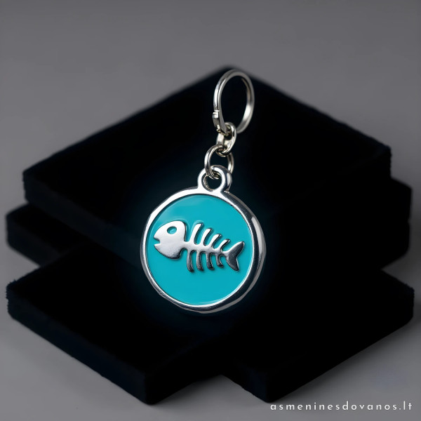 ID metalinis Pakabukas ašaka, katėms, su graviruotu tekstu. Pėdutė.