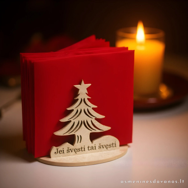 Servetėlių dėklas eglutė, su išgraviruotu tekstu Kalėdoms.