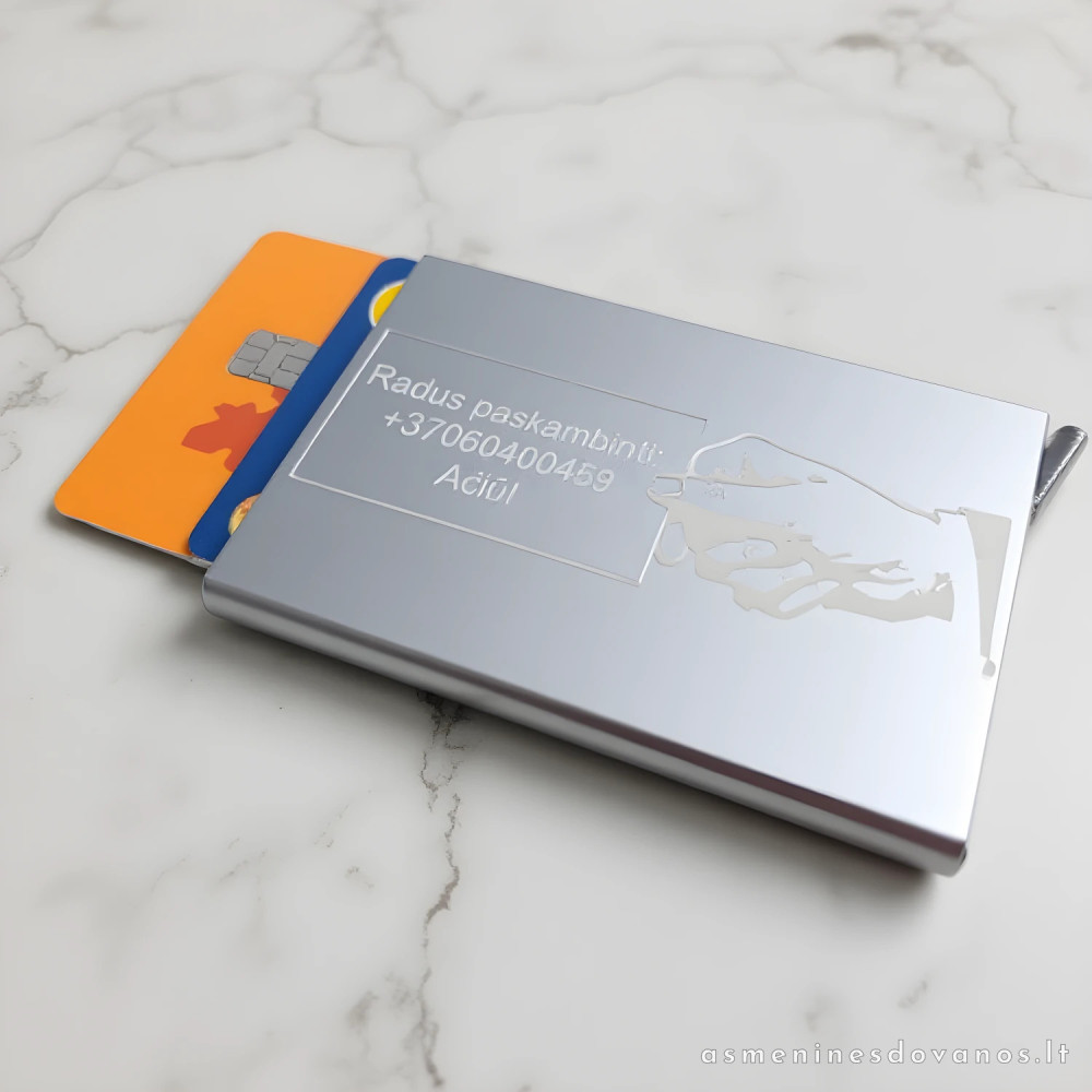 Maža piniginė skirta banko kortelėms laikyti, lengva išimti, įdėti.