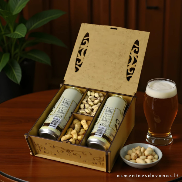 Dėžė - rinkinys dvi alaus skardinės ir du skyreliai užkandžiams