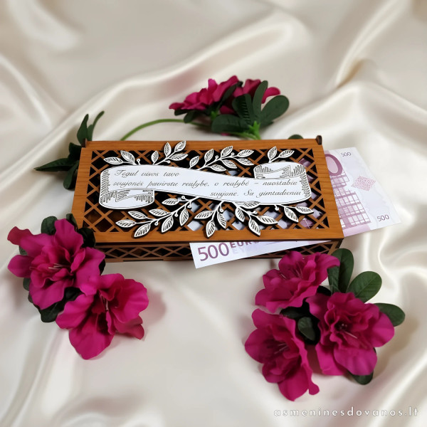 Vokelis pinigams išpjaustytas lazeriu, puošnus kelios spalvos