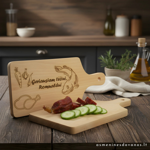 Pjaustymo lentelė, iš medienos, graviruota.