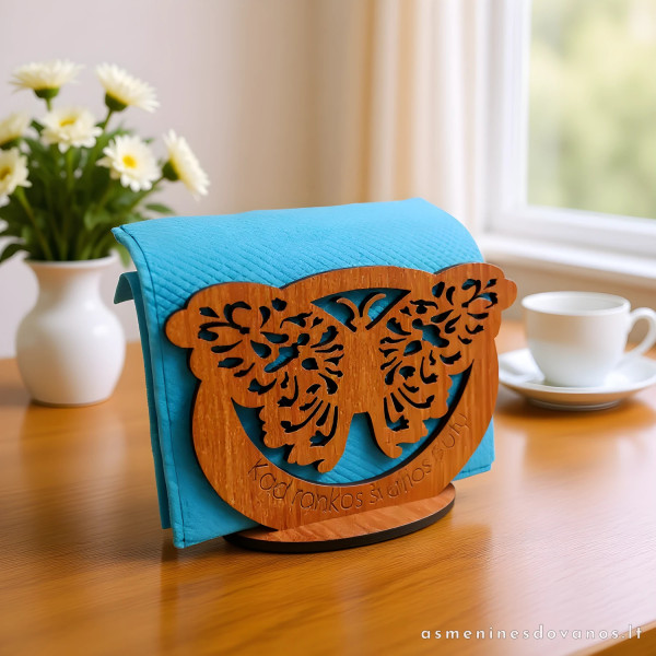 Vardiniai - mediniai servetėlių dėklai