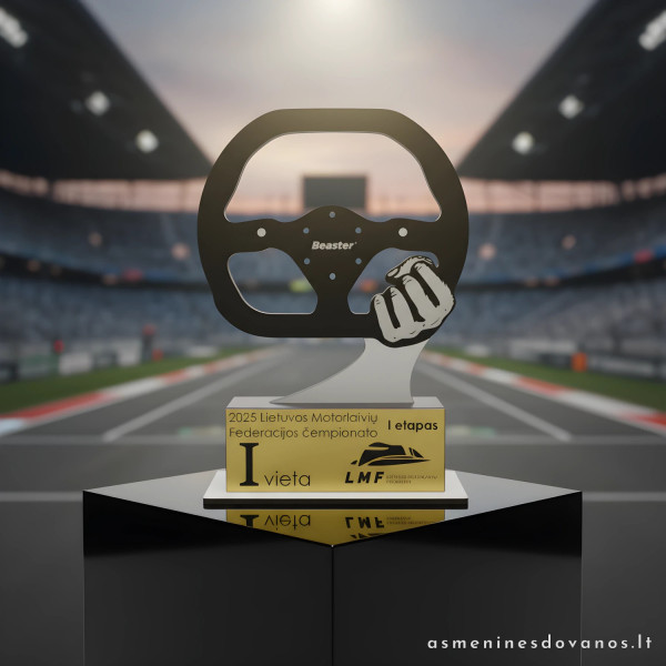 Apdovanojimas, statulėlė lenktynių dalyviams ir nugalėtojams, vairo formos trofėjus.