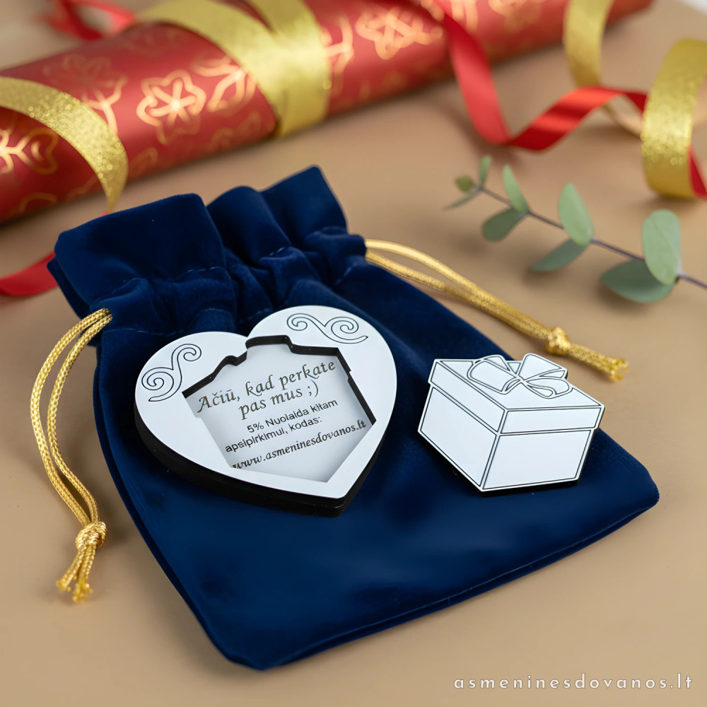 Graviruojams dviejų dalių kuponas prekybininkams, tinka kaip kvietimas