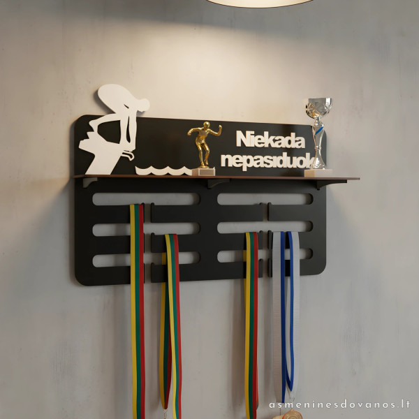 Dovana plaukikams, užsiimantiems plaukimo sportu. medaliu kabykla