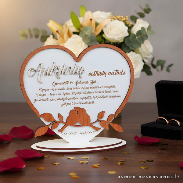 Širdies formos sveikinimas puiki dovana auksinių vestuvių proga