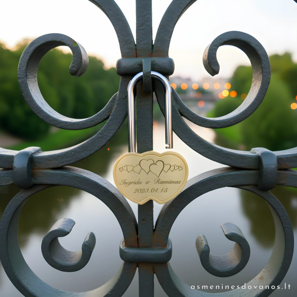 Graviruota vestuvinė spyna. Graviruojamas tekstas, vestuvių data.