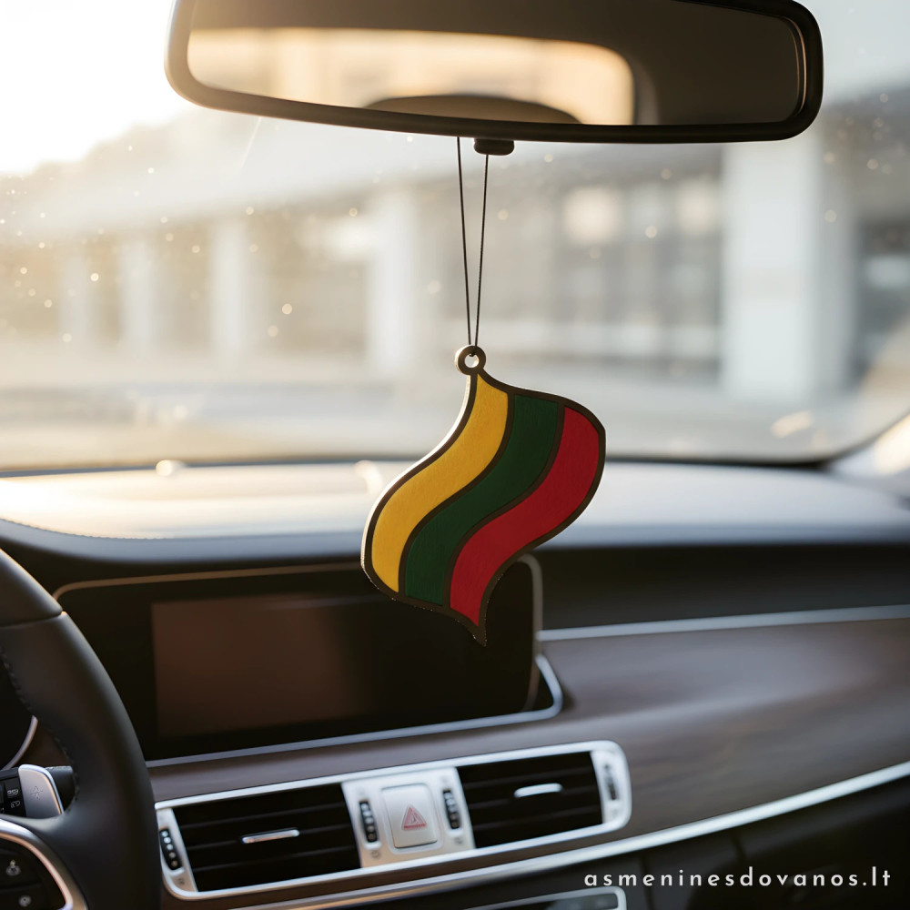Kvapas automobiliui su Lietuvos vėliava. Kvėpinta su eteriniu aliejumi, graviruojamas, Lietuvos trispalvė