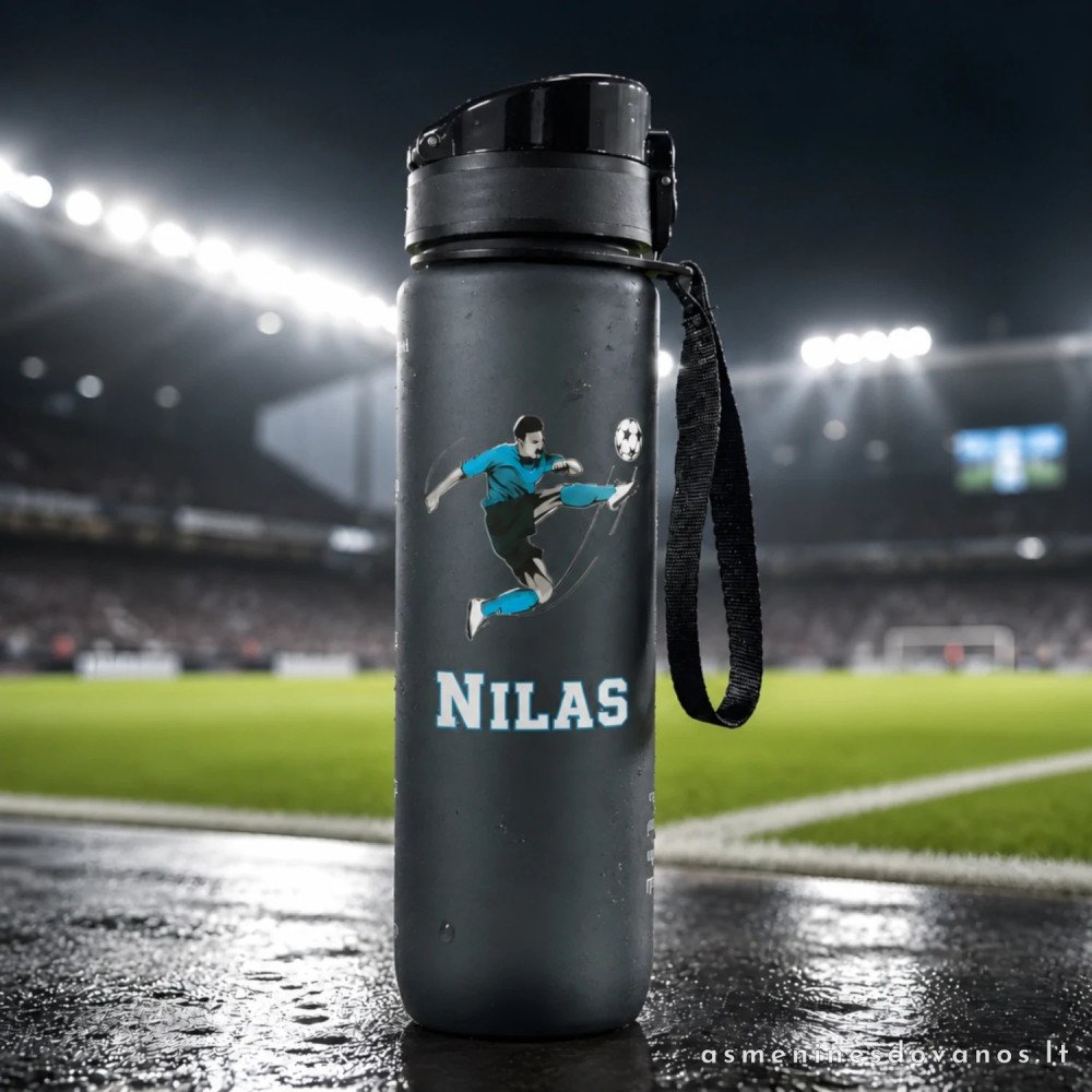 Personalizuota 1 l gertuvė futbolininkui su vardu