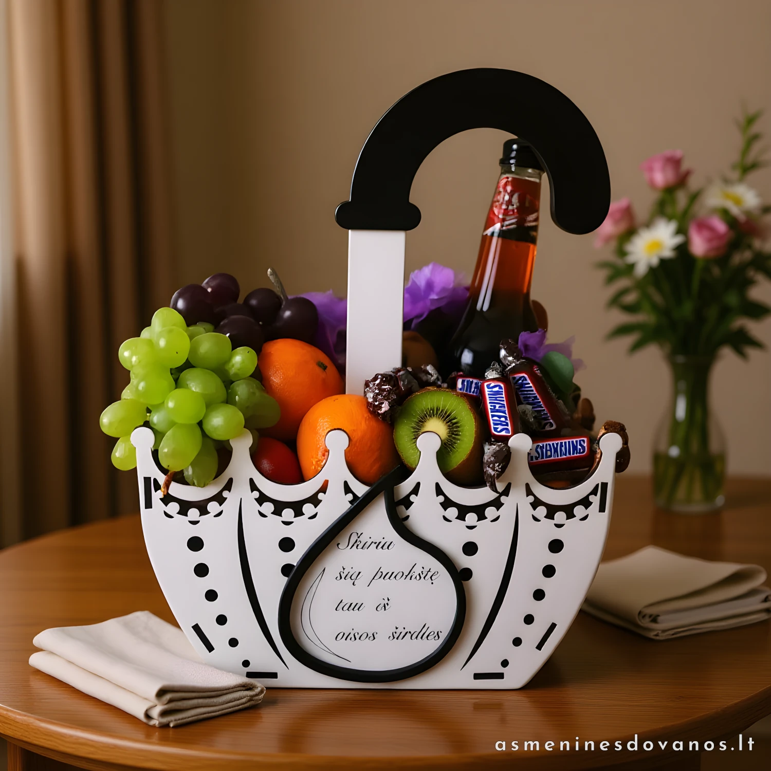 Krepšelis skėtis vaisiams dovanoms